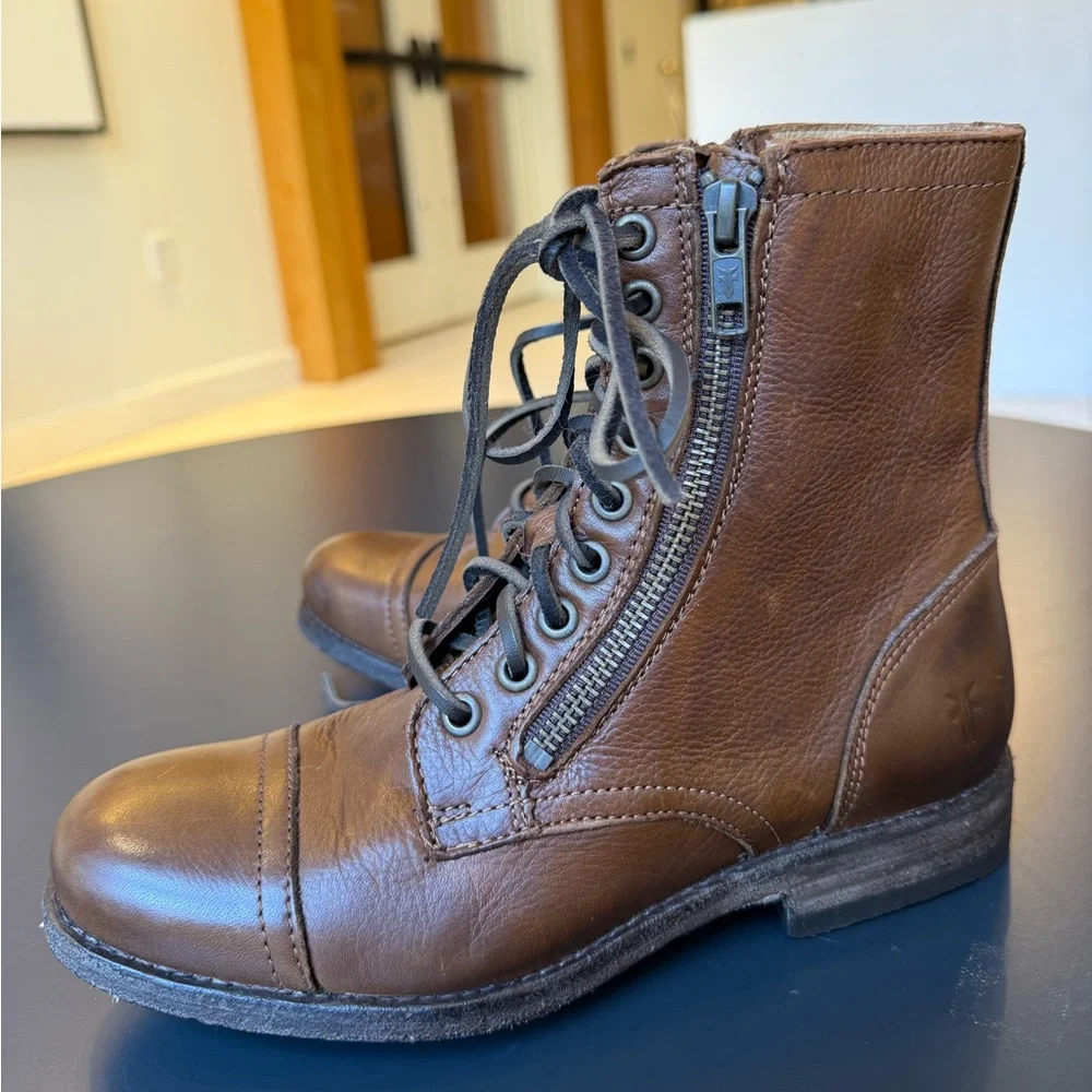 RARE! Frye‎ Womens VINTAGE INSPIRED Tyler Double Zip-SVL Boot, Cognac, 6, NO BOX